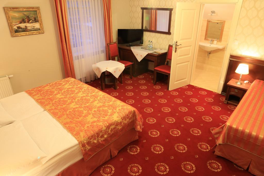 Hotel Kopernik Ciechocinek Buitenkant foto