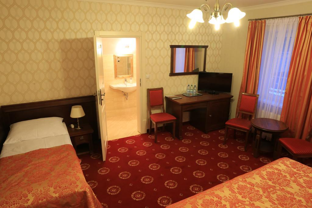 Hotel Kopernik Ciechocinek Kamer foto