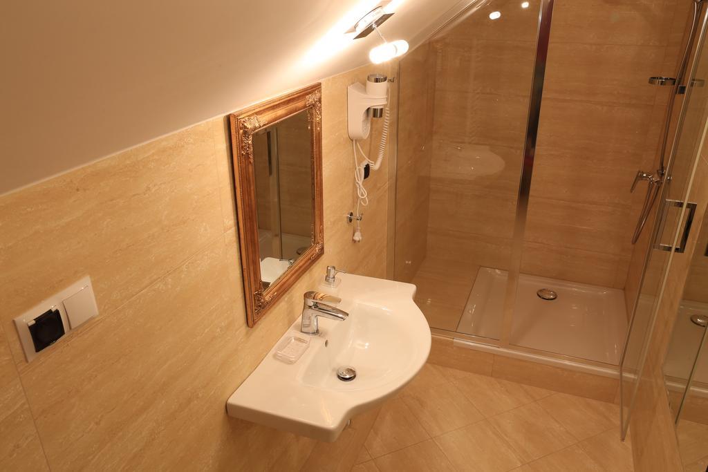 Hotel Kopernik Ciechocinek Kamer foto