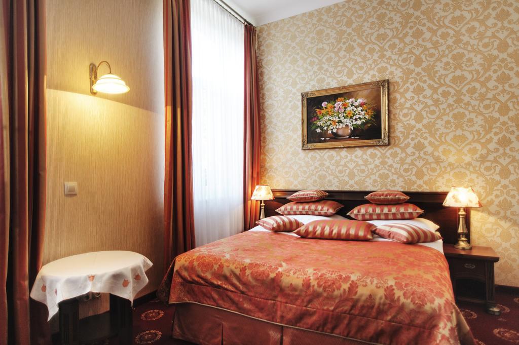 Hotel Kopernik Ciechocinek Kamer foto