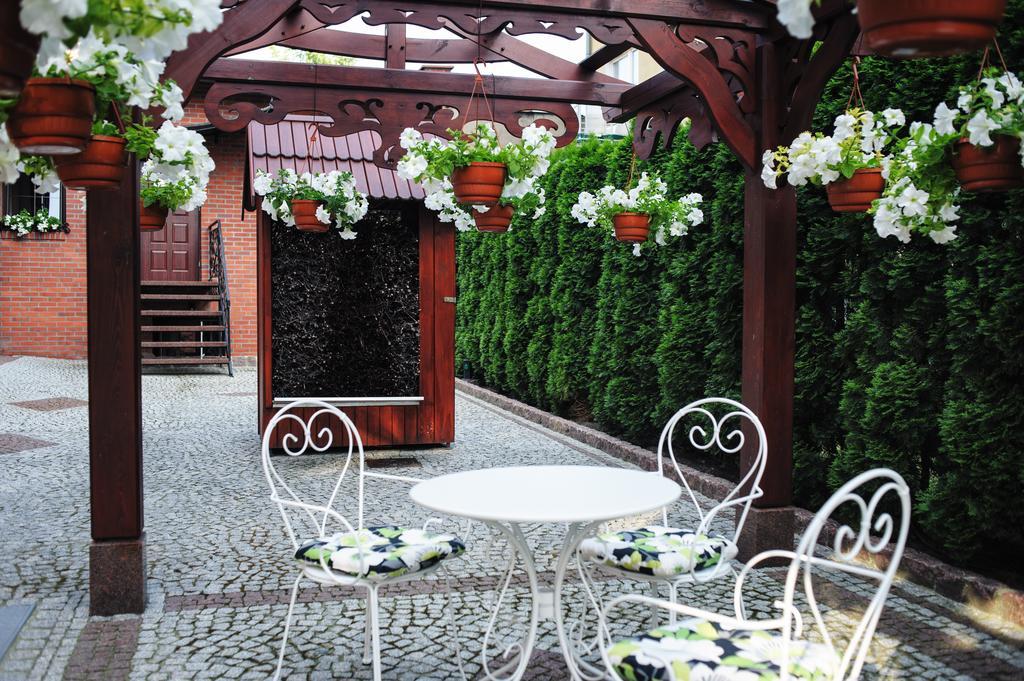 Hotel Kopernik Ciechocinek Buitenkant foto