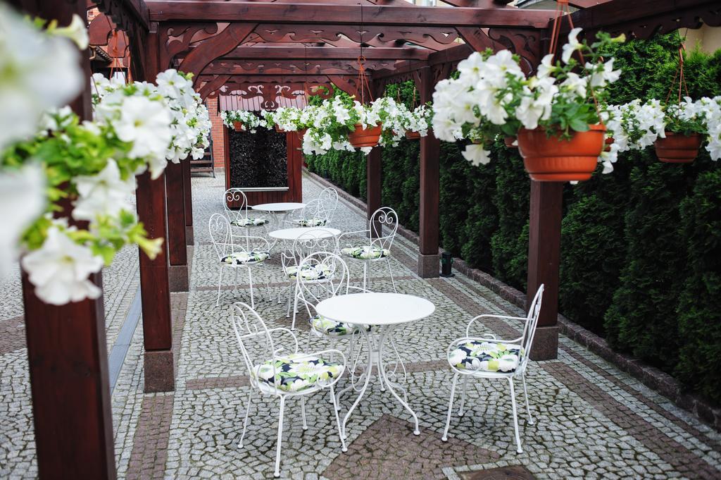 Hotel Kopernik Ciechocinek Buitenkant foto