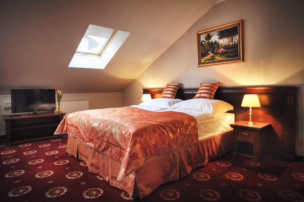 Hotel Kopernik Ciechocinek Kamer foto