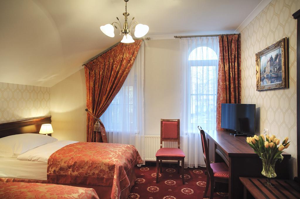 Hotel Kopernik Ciechocinek Kamer foto
