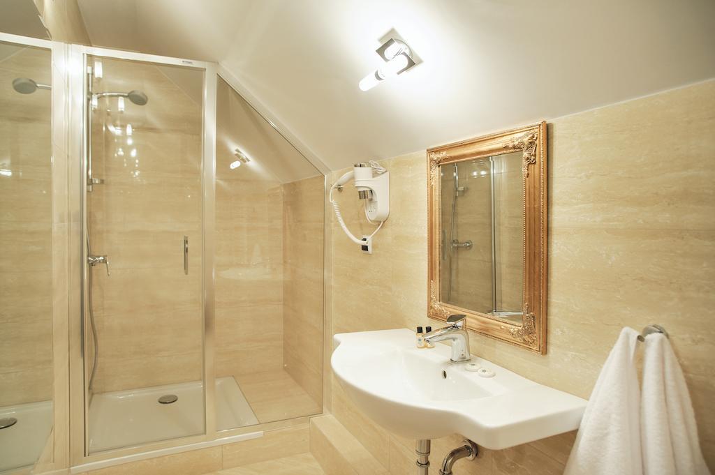 Hotel Kopernik Ciechocinek Kamer foto