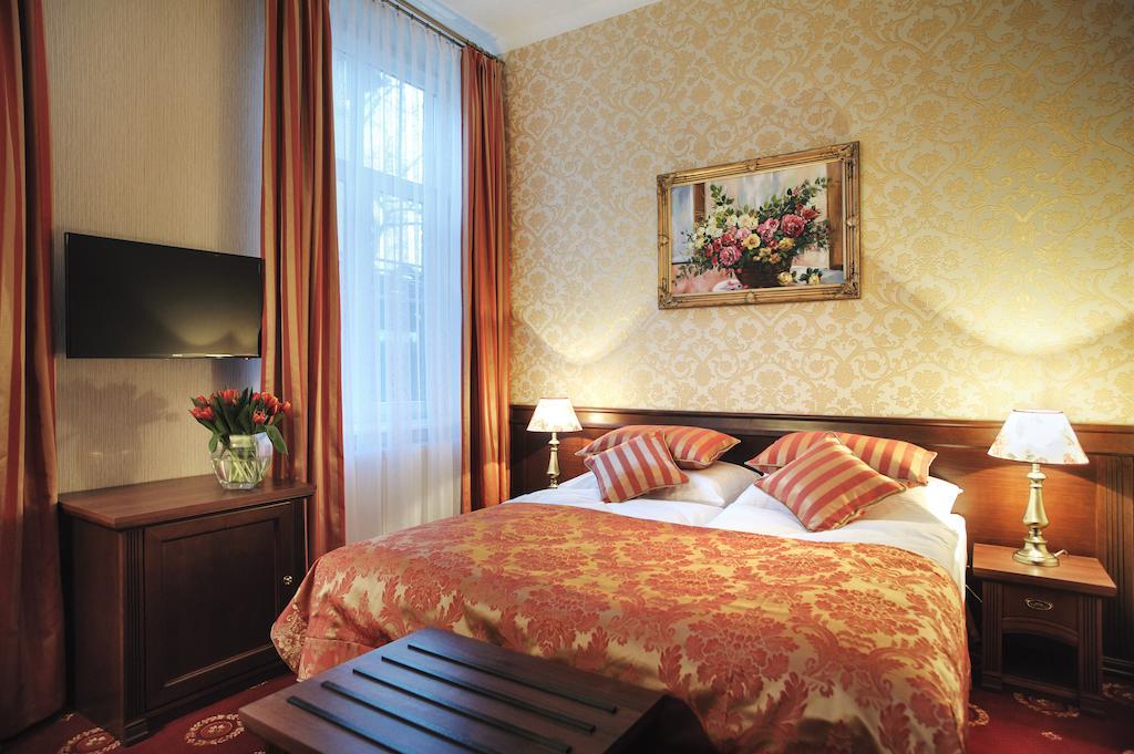Hotel Kopernik Ciechocinek Kamer foto